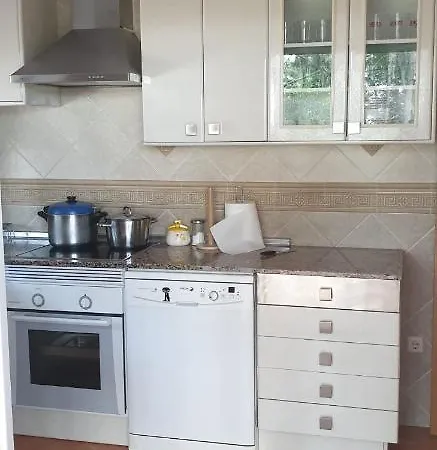 En El Corazon De La Sierra De Gredos, Pinar De La Atalaya-tiemblo Holiday home