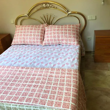 Holiday home En El Corazon De La Sierra De Gredos, Pinar De La Atalaya-tiemblo