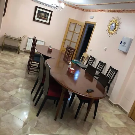 Holiday home En El Corazon De La Sierra De Gredos, Pinar De La Atalaya-tiemblo *