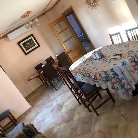 En El Corazon De La Sierra De Gredos, Pinar De La Atalaya-tiemblo Holiday home El Tiemblo