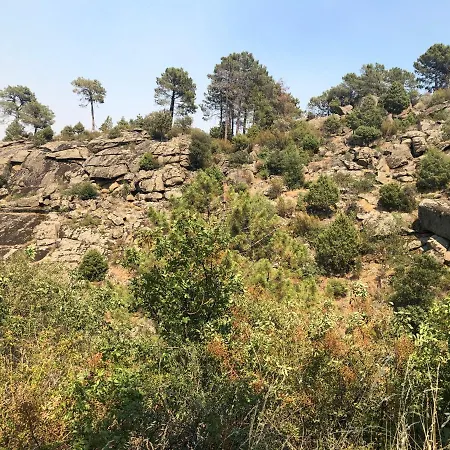 Holiday home En El Corazon De La Sierra De Gredos, Pinar De La Atalaya-tiemblo *