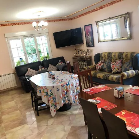 En El Corazon De La Sierra De Gredos, Pinar De La Atalaya-tiemblo *