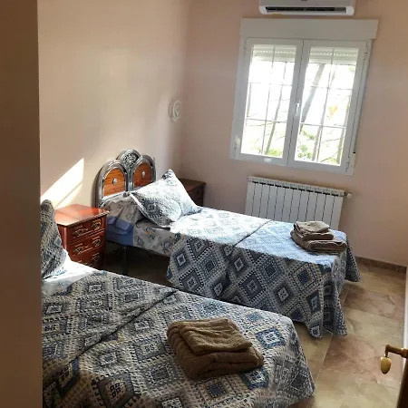 En El Corazon De La Sierra De Gredos, Pinar De La Atalaya-tiemblo