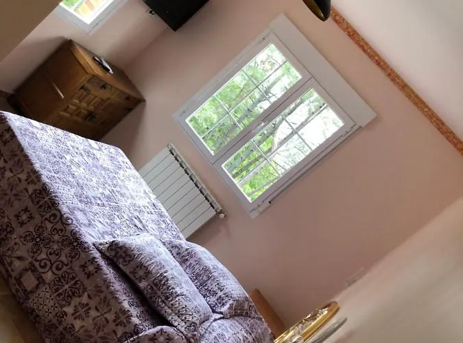 En El Corazon De La Sierra De Gredos, Pinar De La Atalaya-tiemblo Сasa de vacaciones