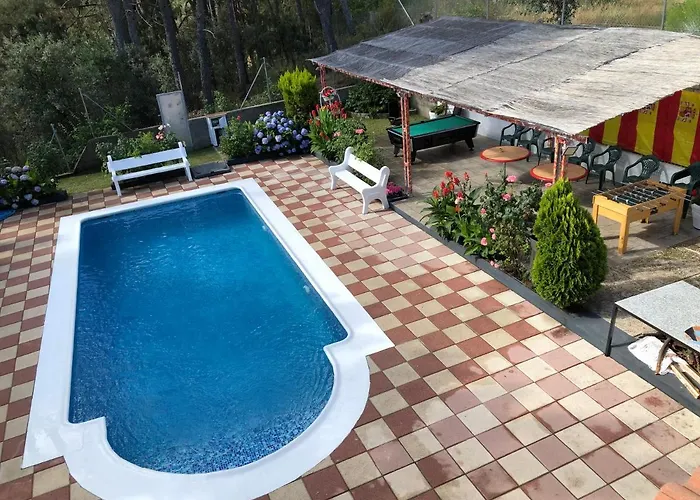 Сasa de vacaciones En El Corazon De La Sierra De Gredos, Pinar De La Atalaya-tiemblo El Tiemblo