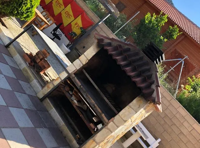 En El Corazon De La Sierra De Gredos, Pinar De La Atalaya-tiemblo Сasa de vacaciones *