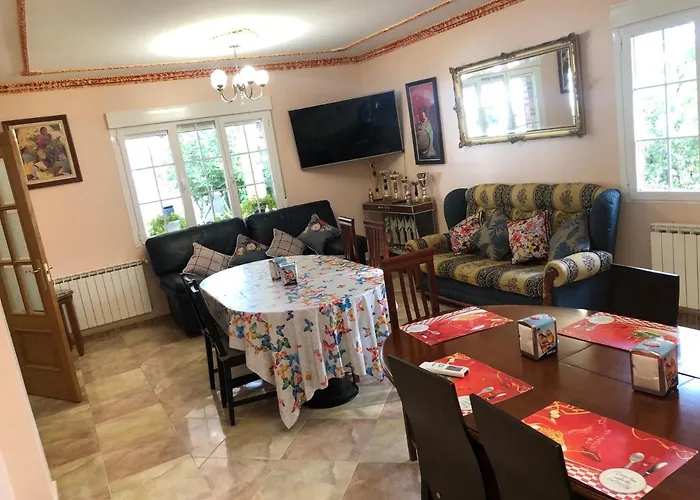 En El Corazon De La Sierra De Gredos, Pinar De La Atalaya-tiemblo *