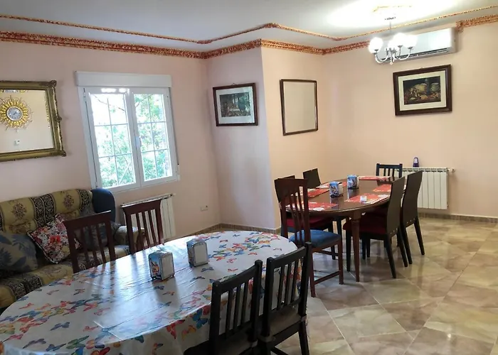 En El Corazon De La Sierra De Gredos, Pinar De La Atalaya-tiemblo Сasa de vacaciones