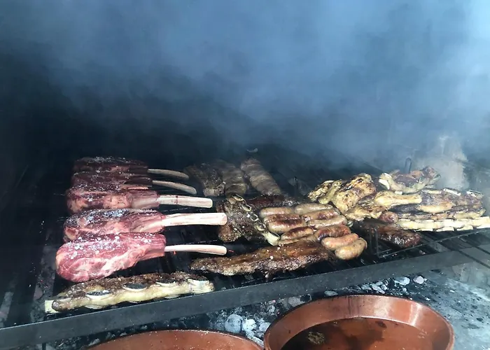 En El Corazon De La Sierra De Gredos, Pinar De La Atalaya-tiemblo