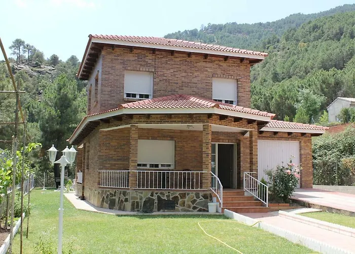 En El Corazon De La Sierra De Gredos, Pinar De La Atalaya-tiemblo El Tiemblo
